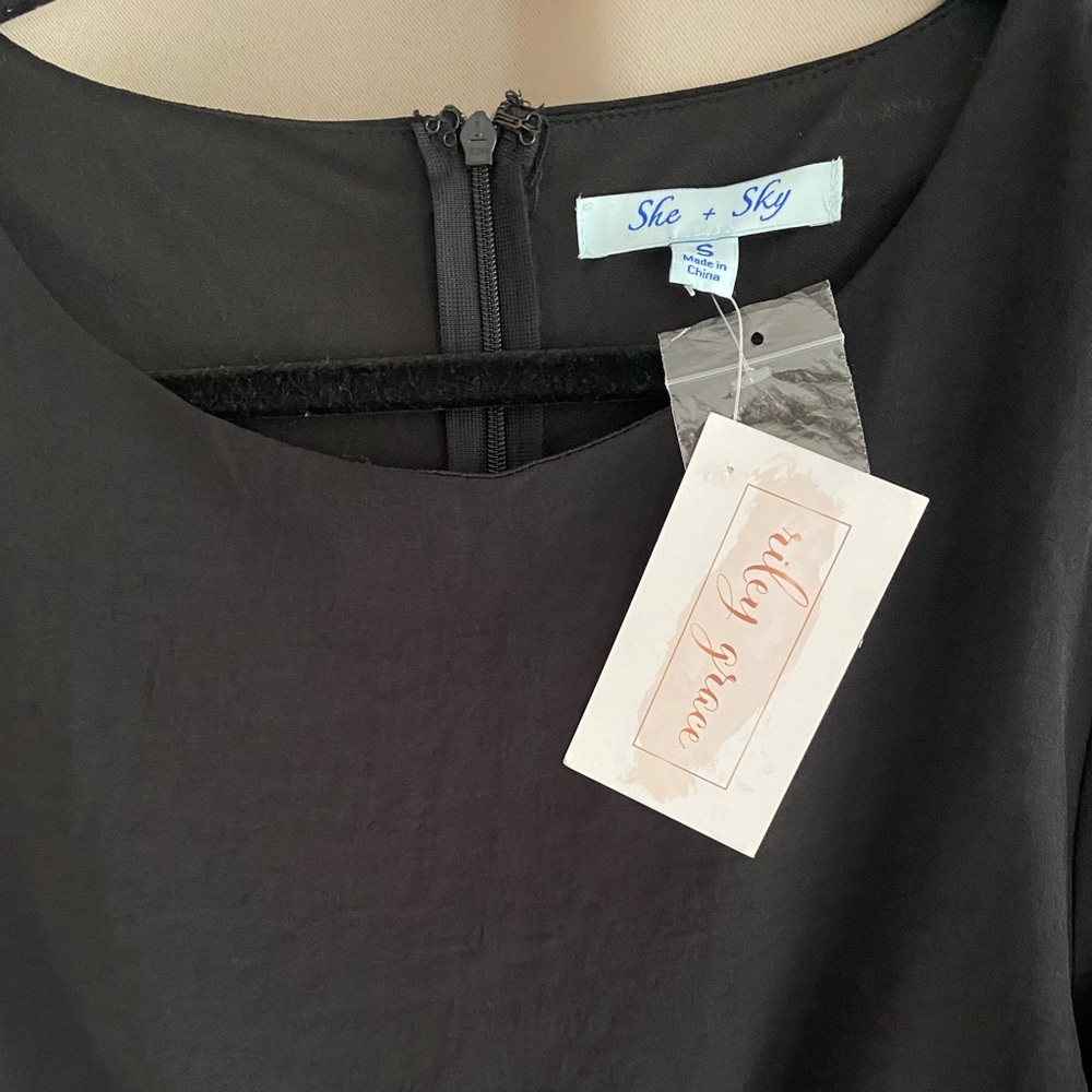 Never worn - Picture 2 of 2